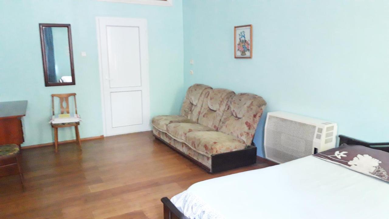 Pospolita Guest House 库塔伊西 外观 照片
