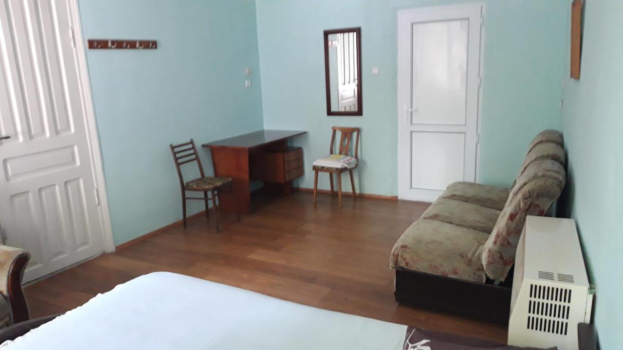 Pospolita Guest House 库塔伊西 外观 照片